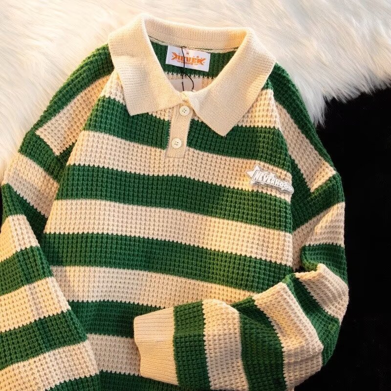 เตรียมใจ สไตล์โปโลปกสไตล์ขี้เกียจเสื้อกันหนาวผู้ชายฤดูใบไม้ร่วงฤดูหนาว2024การออกแบบความรู้สึกถักเสื้อกันหนาวลายหลวมด้านบนผู้ชาย ม-3เอ็กแอล