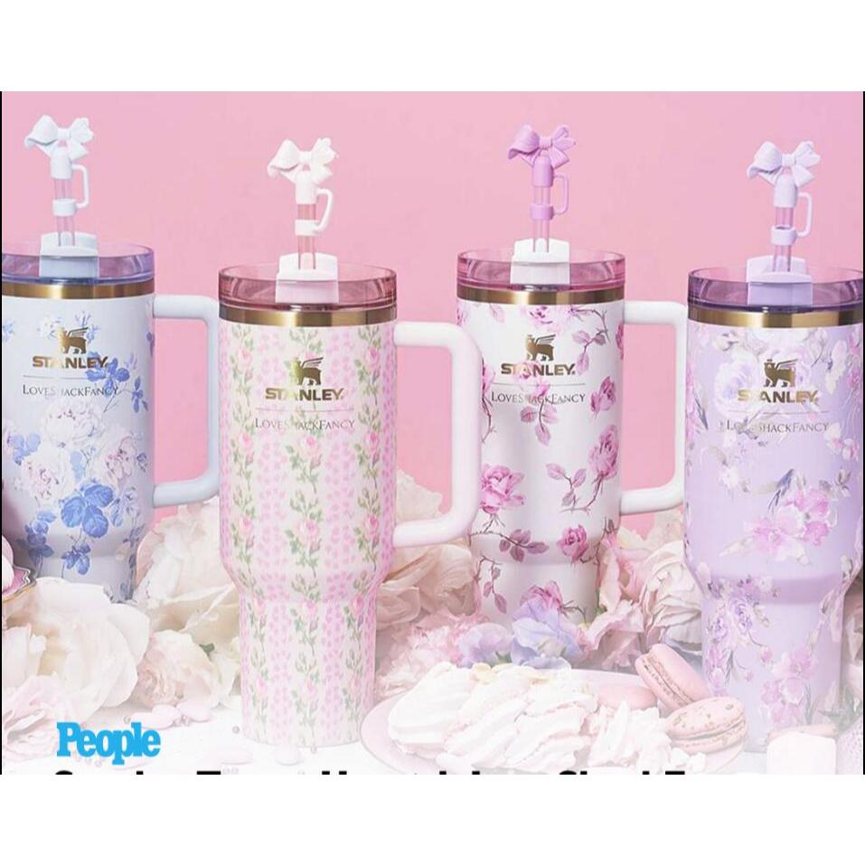 ฟรีถ้วยฟาง Love Shack แฟนซี Happy Thouss 40 Oz Quencher Tumble แก้วกาแฟขวดน้ําถ้วย