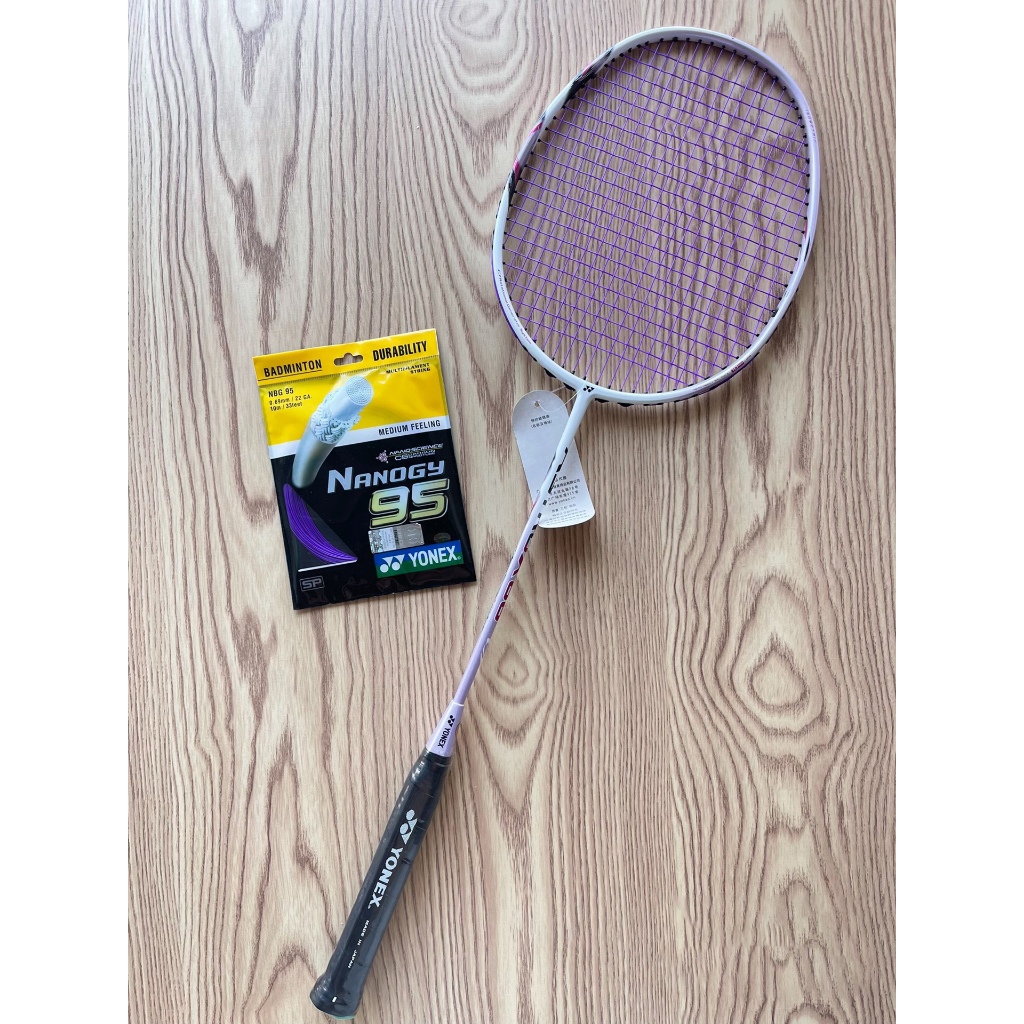 【จัดส่งในวันเดียวกัน】YONEX ไม้แบดมินตัน ASTROX 66 ไม้แบดมินตันคาร์บอนไฟเบอร์น้ำหนักเบาพิเศษ AX66 4UG