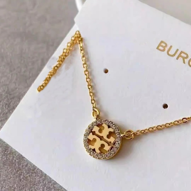 TB สร้อยคอตัวอักษรสไตล์ฝรั่งเศส Hollowed-out Cubic Zirconia สร้อยคอจี้ตัวอักษร