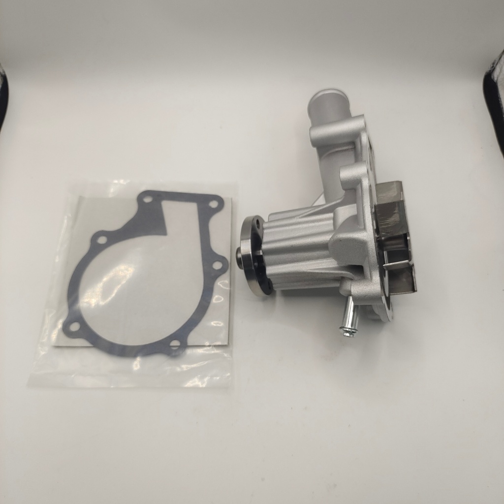 Kubota U20-5/25-3S Kubota D1105 V1505 อุปกรณ์เสริมปั๊มน้ําเครื่องยนต์