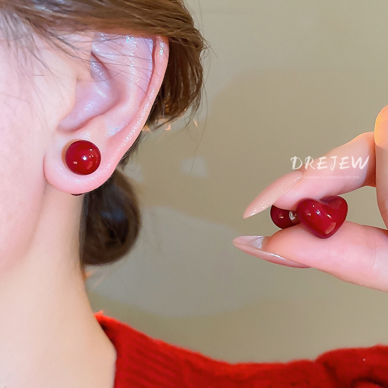 DREJEW เดรช เข็มเงินสีแดงสองสวมใส่ต่างหูสตั๊ดหัวใจหวานเย็นสไตล์ต่างหูเรียบง่ายสําหรับผู้หญิง