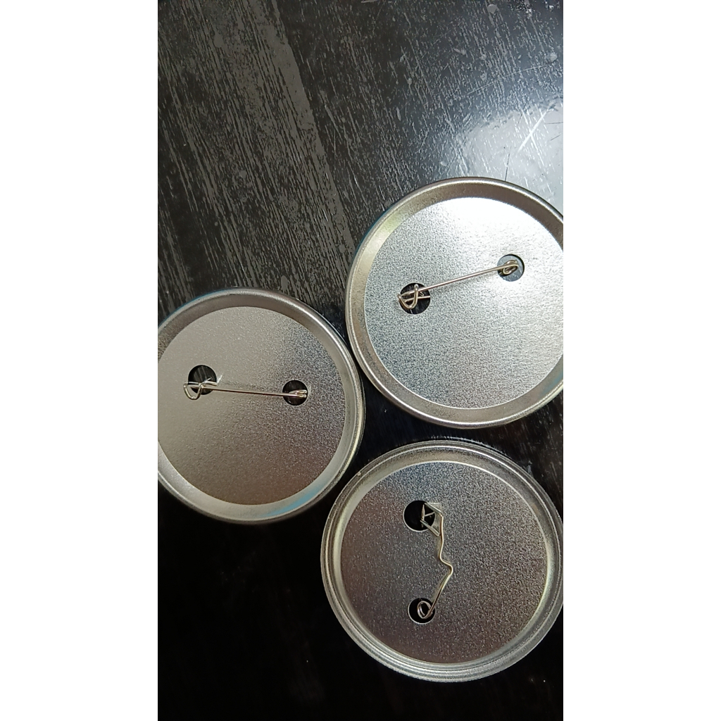 100ชิ้น25มิลลิเมตร32มิลลิเมตร37มิลลิเมตร44มิลลิเมตร50มิลลิเมตร56มิลลิเมตร58มิลลิเมตร75มิลลิเมตรประเภทโลหะกลับปุ่มตราแผ่นดีบุกกระดุมตราวัสดุเปล่า - รูปที่ 4
