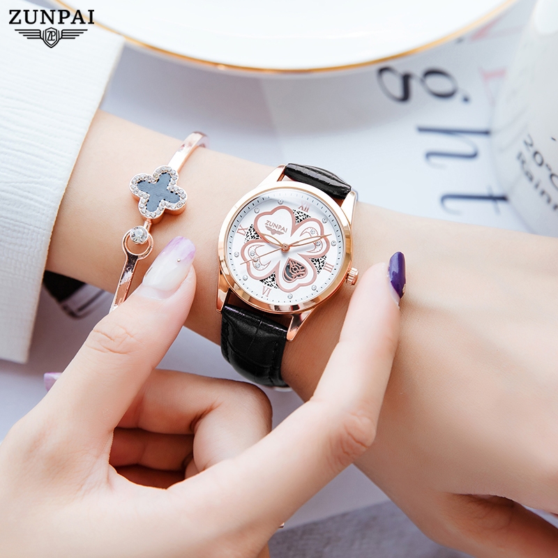 Zunpai นาฬิกาสําหรับผู้หญิงเดิมสายหนังกันน้ําแนวโน้มแฟชั่น Elegant Girls นาฬิกาผู้หญิงควอตซ์ Analog สุภาพสตรีนาฬิกาข้อมือยี่ห้อแท้ [ฟรีพร้อมกล่อง]