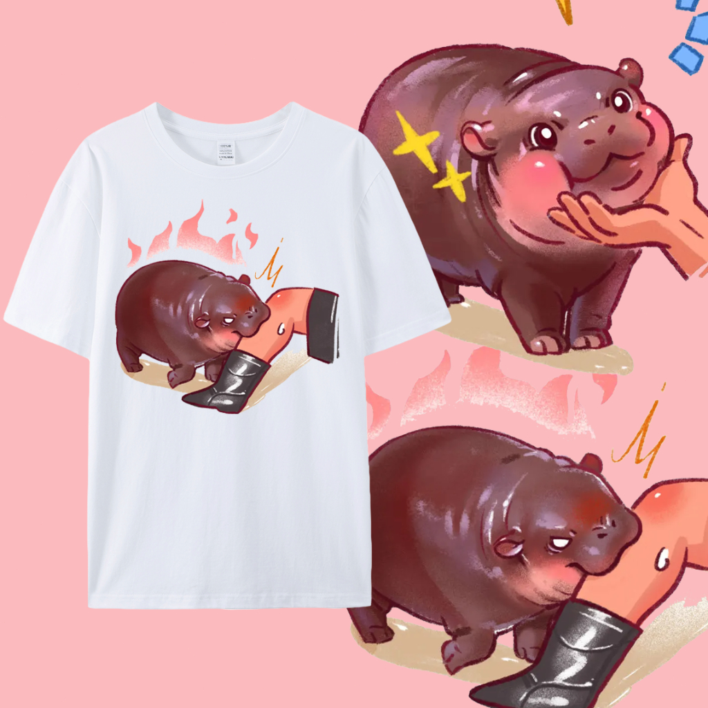 2024 เสื้อหมูเด้ง ขาหมู แอนด์เดอะแก๊ง Moodeng hippo T-Shirt ผ้าCotton 100% ใส่สบาย ไม่หด ไม่ย้