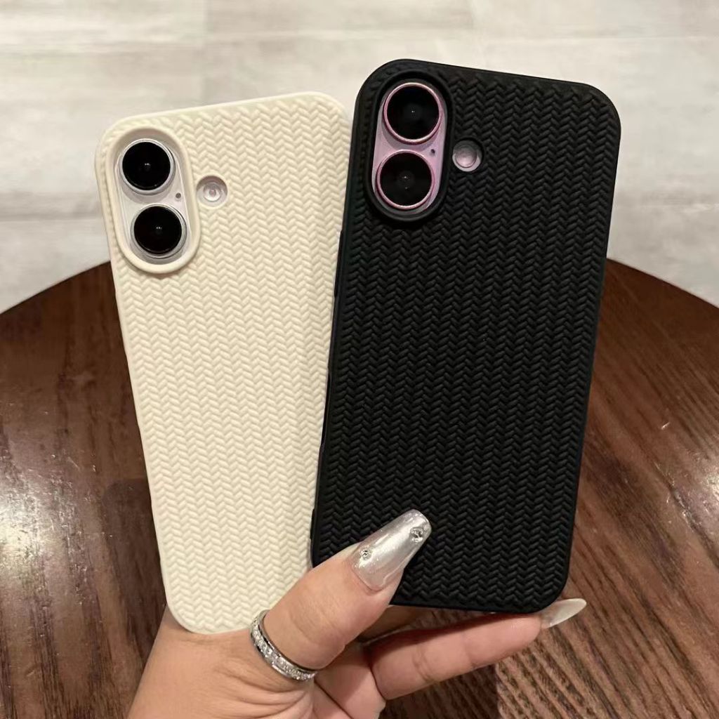 เคสโทรศัพท์สําหรับiphone 11 12 13 14 15 16 Pro MAX 7plus 8plus XR X XS MAX 7 8 Plus SE 2020 Luxury Simpleถักเสื้อกันหนาวรูปแบบสกปรกทนนุ่มปกหลัง