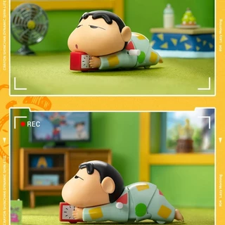 4pcs Crayon Shin-chan Dynamic New Life Series ตุ๊กตาอะนิเมะน่ารักอินเทรนด์ Clockwork ตุ๊กตา Playable Action Figure เดสก์ท็อปเครื่องประดับเพื่อนกล่องตาบอดของขวัญวันเกิด