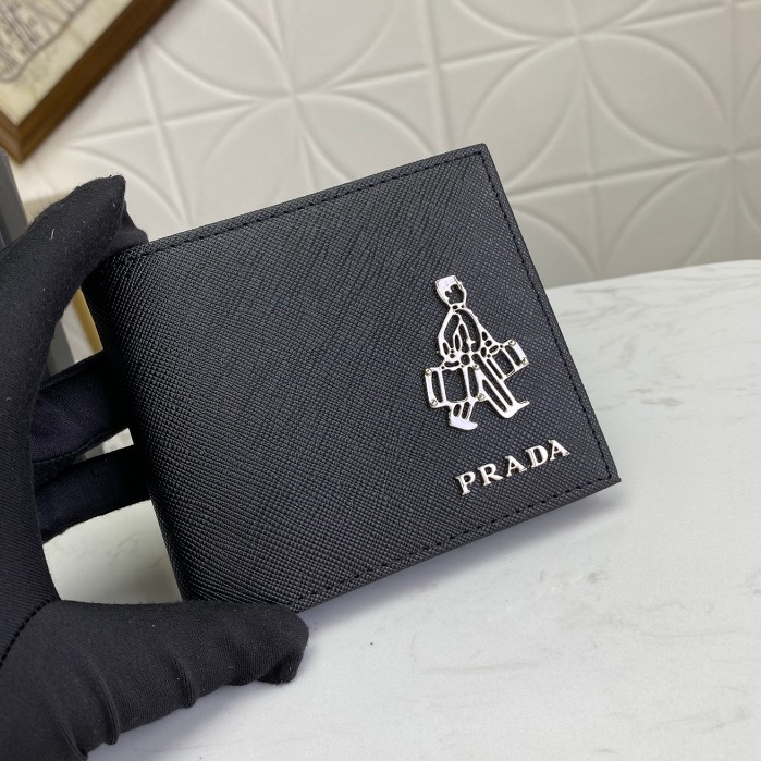 กระเป๋าสตางค์ใบสั้นผู้ชาย Prada