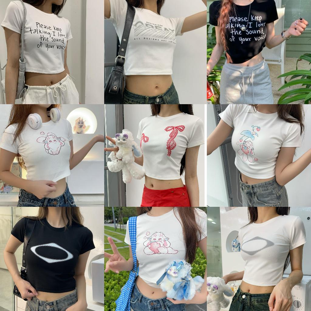 Suitcute A011-0030 เสื้อยืดคอกลมผู้หญิง เสื้อยืดแขนสั้นพิมพ์ลาย สวมใส่สบายในฤดูร้อน