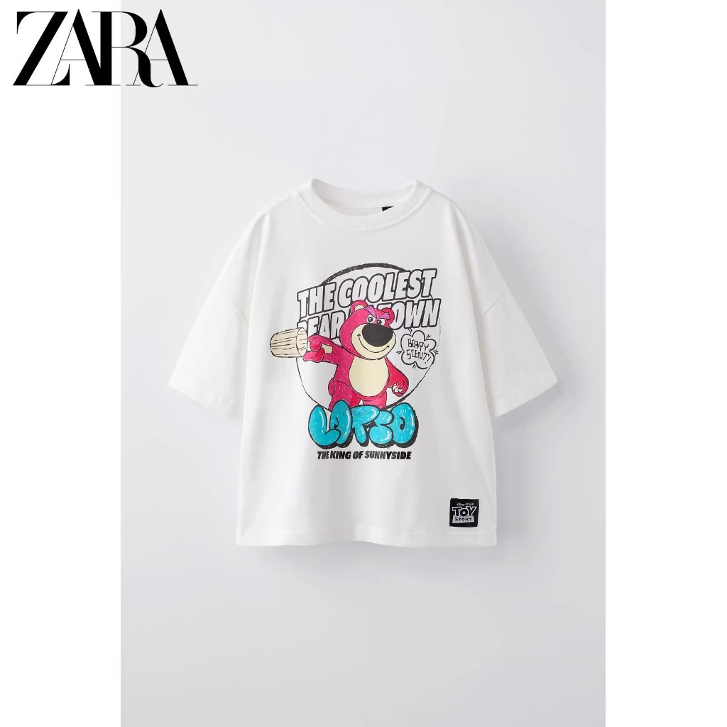 Zara เสื้อยืดแขนสั้นพิมพ์ลายหมีสตรอเบอร์รี่ใหม่ 7878770