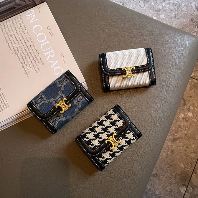 High-end Extravagant Style Practical กระเป๋าใส่เหรียญแบบพกพาและบัตร ID/Bank Card All-in-One หนัง