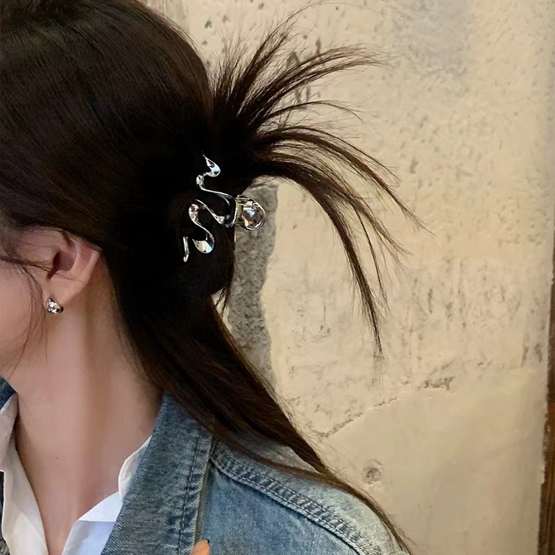 แฟชั่นเลดี้ซิลเวอร์โลหะคลื่นคลิปผม