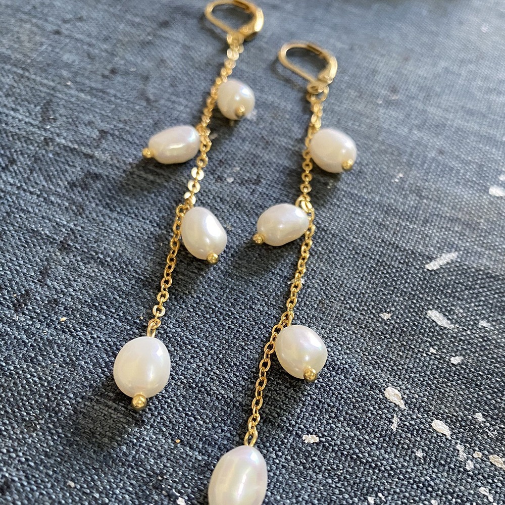 ต่างหูมุกน้ําจืดพรีเมี่ยมพร้อมหัวเข็มขัดฝรั่งเศสและต่างหูพู่ - รูปที่ 4