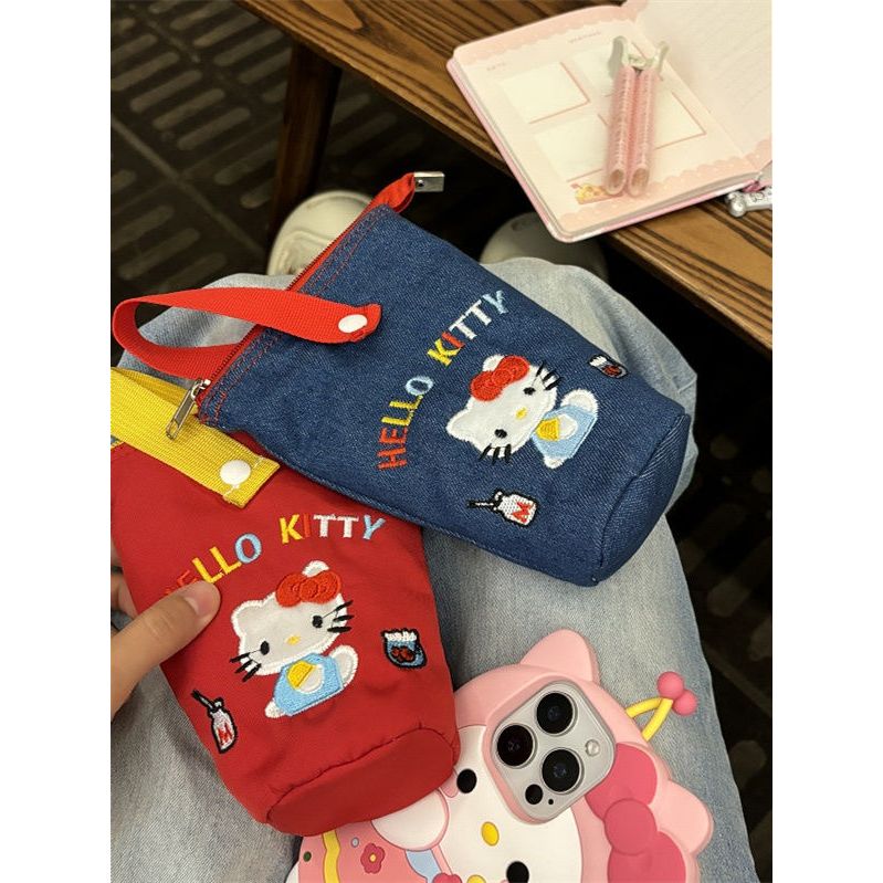 ลายคิตตี้น่ารัก กระเป๋าปากกาเย็บปักถักร้อย ลายการ์ตูน แฟชั่นผ้าใบผู้หญิง กระเป๋าแต่งหน้าแบบพกพา