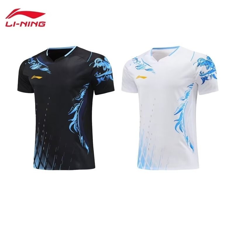 LI NING ลี้ และ แฟชั่นเสื้อแบดมินตันชายและหญิงใหม่น้ําหนักเบาแห้งเร็วเดินป่ากลางแจ้งและปีนเขาแขนสั้น
