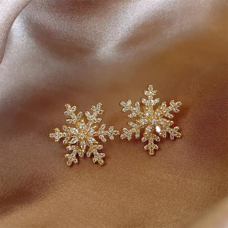 Lanxiu Merry Christmas Diamond Studded Luxury Christmas Snowflake ต่างหูสําหรับผู้หญิงเครื่องประดับของขวัญ