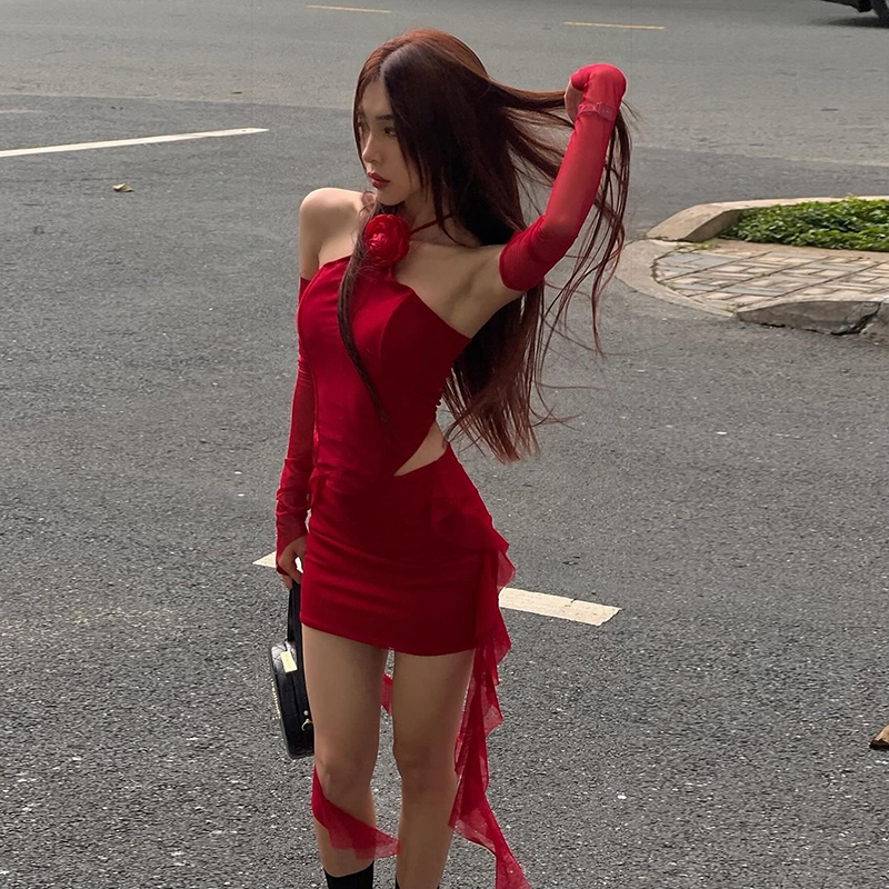 แปลก Puss สไตล์เกาหลีสาวเผ็ดชุดสองชิ้นเสื้อกั๊ก 3D ดอกไม้ผ้าพันแผล Skinny + กระโปรงเอวสูงสะโพก-Covering ริบบิ้นเซ็กซี่ดู Slimmer