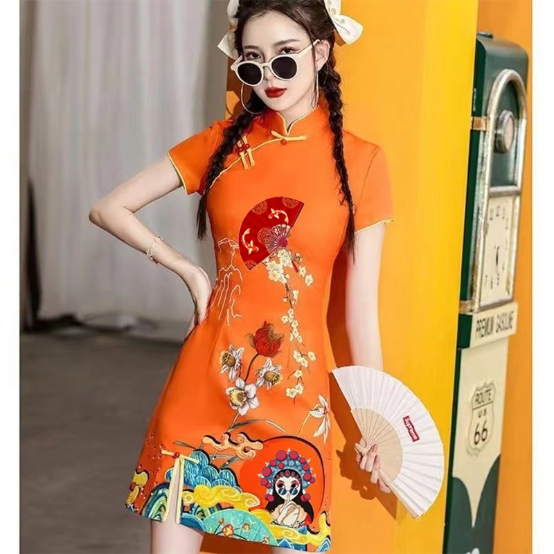 2025 สีส้มใหม่แขนสั้นรุ่นปรับปรุงของสไตล์จีนสไตล์หนุ่มหญิงฤดูร้อน กี่เพ้า ขนาดเล็กสไตล์สั้นทอดถนนชุด
