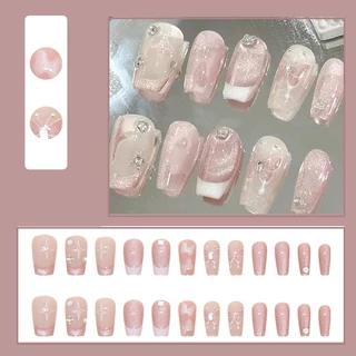 FREE GLUE2026 ใหม่ล่าสุด 24 ชิ้น French Fake Nais Set พร้อมกาวอะคริลิค Full Nail COD