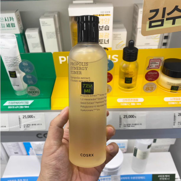 COSRX Propolis Synergy Toner โทนเนอร์ สารสกัดผึ้งดำ 72.6% และสารสกัดน้ำผึ้ง 10% ทำให้ผิวนุ่มลื่นเรียบเนียน [150ml]