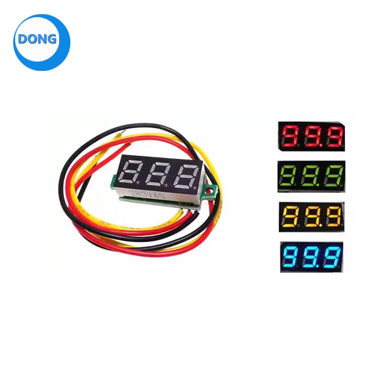 กระแสตรง โวลต์มิเตอร์ 0.28 นิ้ว 0-100 โวลต์สีแดงสีฟ้าสีเขียว 3 สายจอแสดงผล นํา ดิจิตอล