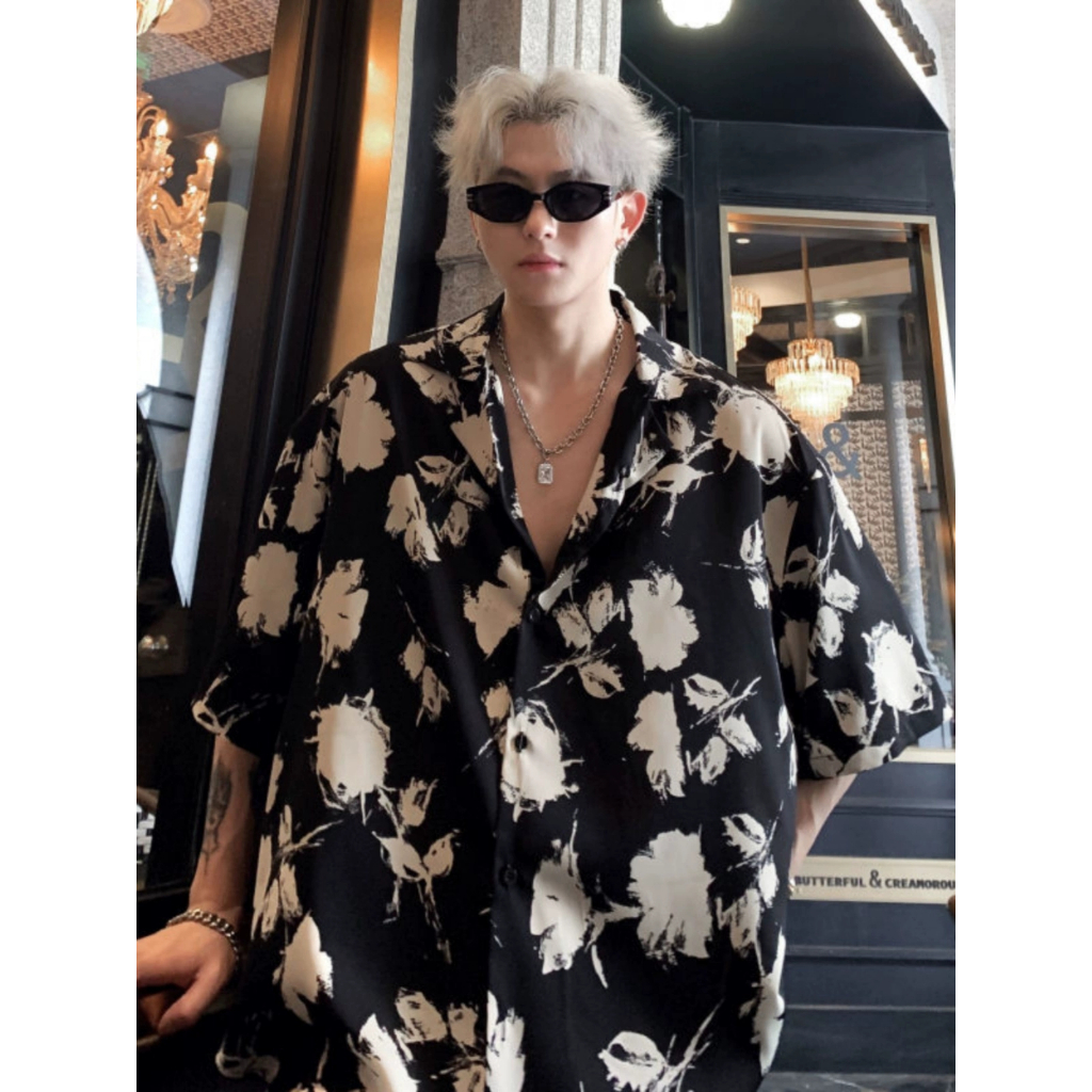 เสื้อเชิ้ตลายดอกไม้แขนสั้นสไตล์รีสอร์ทฤดูร้อนสําหรับผู้ชายและผู้หญิงทรงหลวมลายดอกไม้เสื้อเชิ้ตแขนสั้นลําลอง