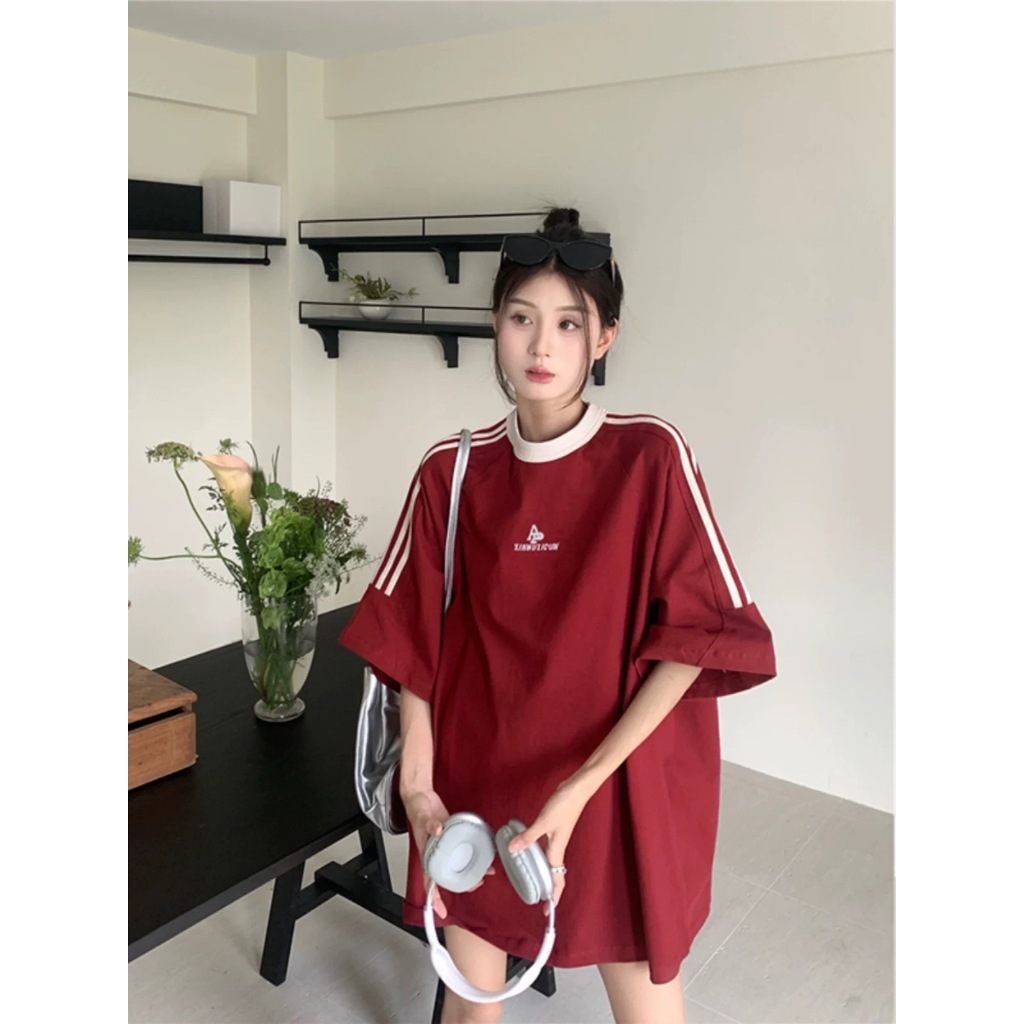 ใหม่ เสื้อยืดแขนสั้น ปักลาย สไตล์ยุโรปและอเมริกา สําหรับผู้หญิง