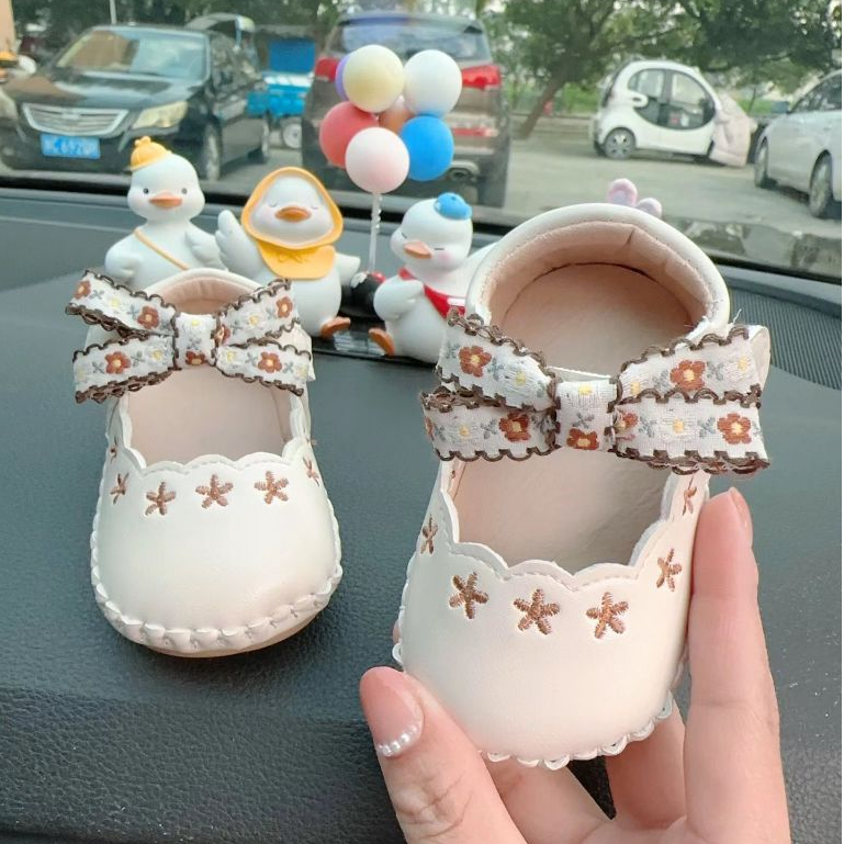 รองเท้าเจ้าหญิงเด็กผู้หญิง, โบว์น่ารักและระบายอากาศได้สําหรับเด็กเล็ก, รองเท้ากีฬาลําลองดอกไม้กันลื่น, รองเท้าพื้นนุ่มสําหรับเด็กทารก