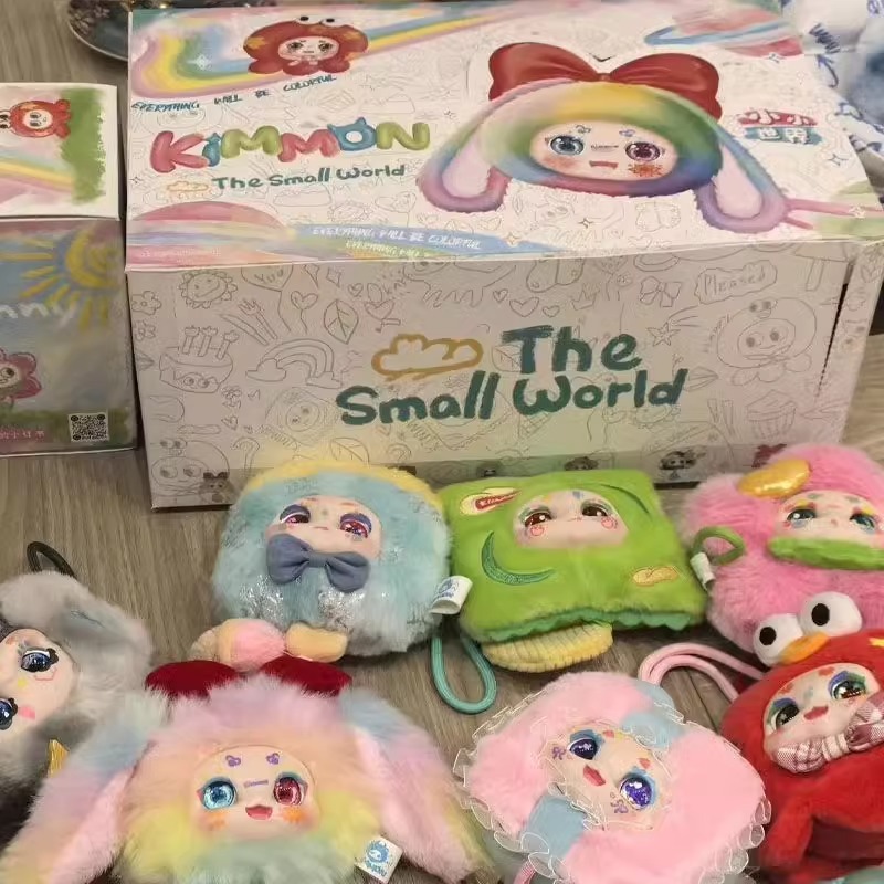 ตุ๊กตาคิมม่อน คิมม่อนv10 กล่องสุ่ม พวงกุญแจ ของแท้ Kimmon Small World Plush Pendant Blindbox