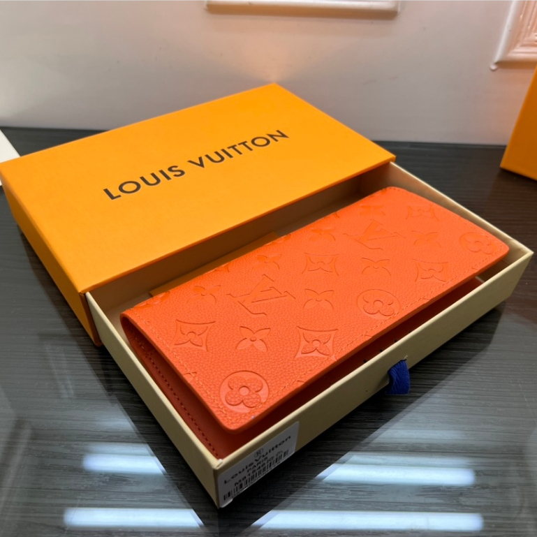 กระเป๋าสตางค์ใบยาวผู้ชาย Louis Vuitton คุณภาพสูง สีส้ม