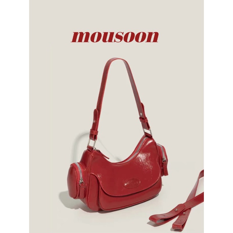Mousoon สไตล์เกาหลีใต้วงแขนกระเป๋ามอเตอร์ไซค์ผู้หญิงออกแบบที่น่าสนใจพิเศษขนาดใหญ่ความจุใหม่ All-Match Commute กระเป๋าสะพายข้าง