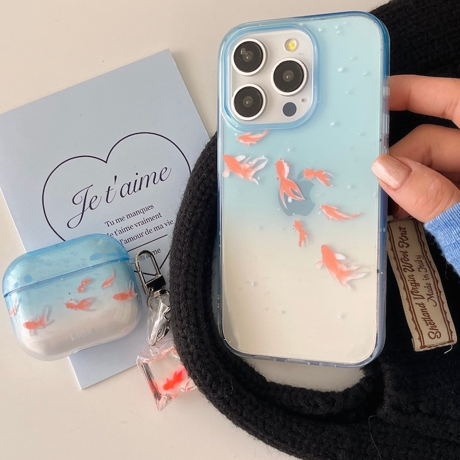 กรณีใช้งานร่วมกับ iPhone 16 16Pro 16Promax 15 promax 15Pro 14 13 14promax Gradient transparent blue โปร่งใสสีฟ้า Koi IMD ฝาครอบ