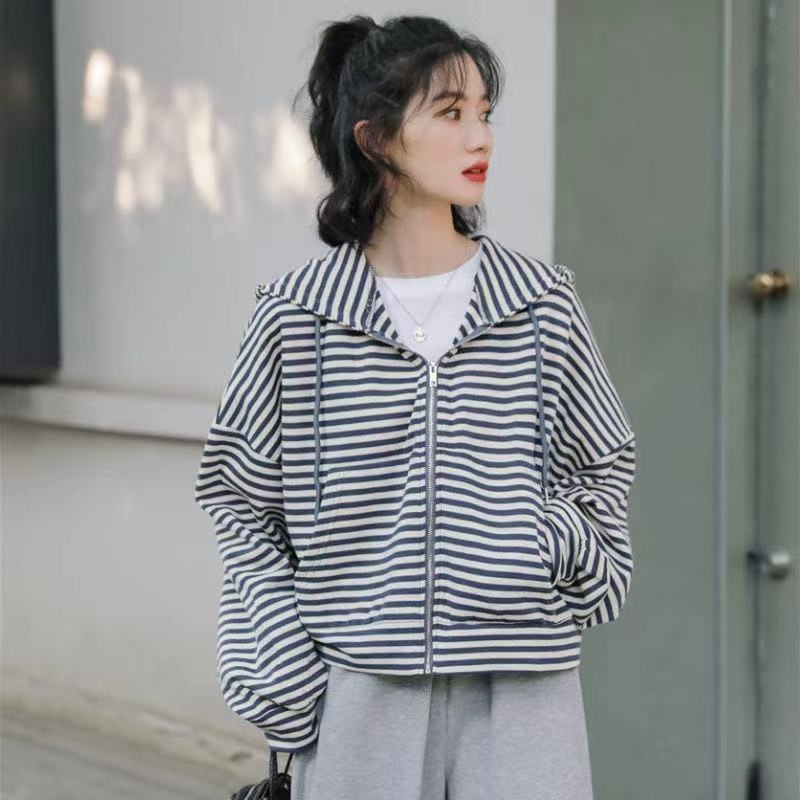 【WJZ】 เสื้อแจ็กเก็ตคาร์ดิแกน แขนยาว มีฮู้ด ทรงหลวม ลายทาง แบบลําลอง【6907】
