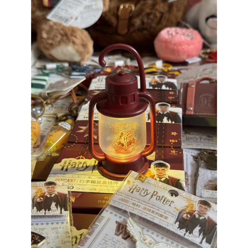 Miniso Harry Potter โคมไฟม้า ตกแต่งไฟกลางคืน Hogwarts Hedwig