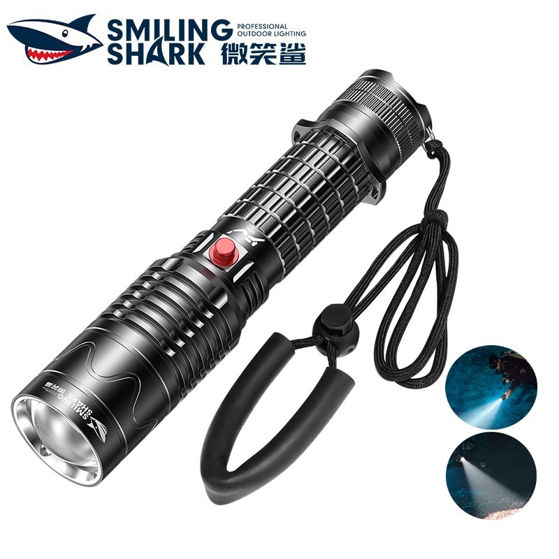 SmilingShark SD7116 ไฟฉาย led การดำน้ำแบบมืออาชีพ กันน้ำ IPX8 คบเพลิง ซุปเปอร์ไบรท์ ซูมได้ 3โหมด 26650 ชาร์จใหม่ได้ ทรงพลัง ใต้น้ำ 40 ม. สำหรับการดำน้ำลึก