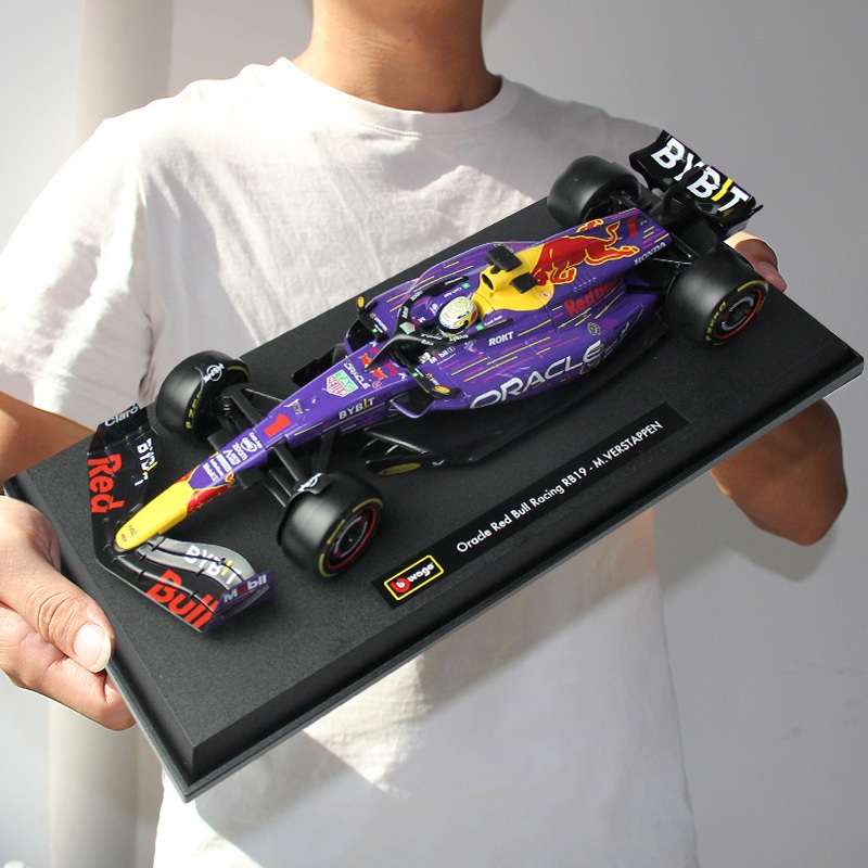 Bburago 1/18 2023 F1 กระทิงแดง RB19 #1 Max Verstappen #11 Perez โมเดล Ferrari SF23 #16 Charles Leclerc Formula Racing Alloy รถของเล่น ของขวัญ