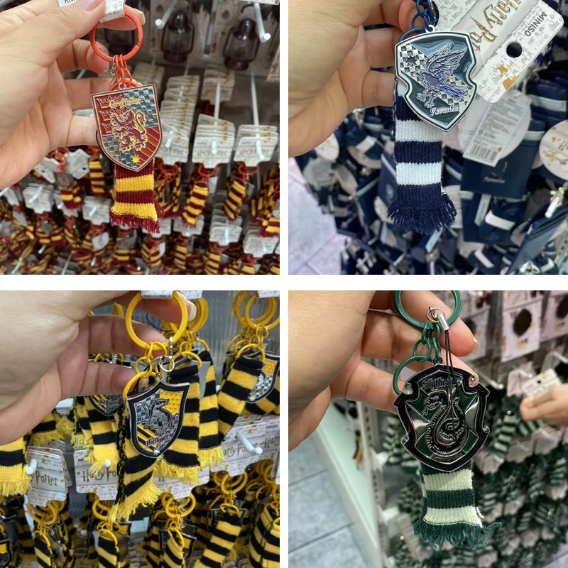 Miniso Harry Potter แผ่นรองตกแต่ง Slytherin Ravenclaw Hufflepuff
