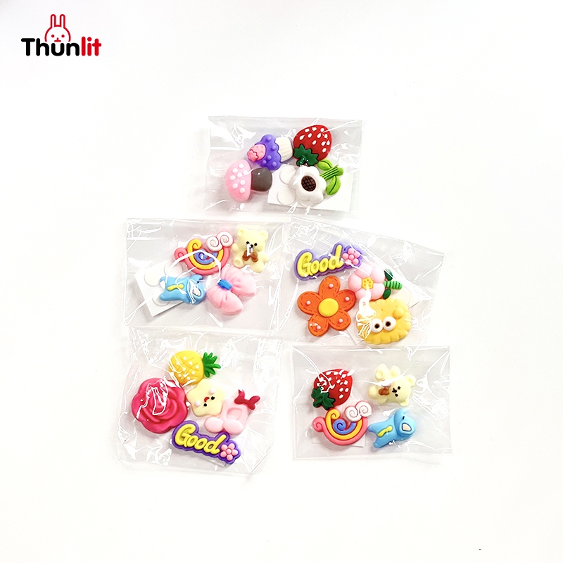 สติ๊กเกอร์ Thunlit 3D 20 ชิ้น 4 ชิ้น ขายส่ง สติ๊กเกอร์ติดแก้ว 3 มิติ ลายการ์ตูนน่ารัก DIY สำหรับติดตู้เย็น พัดลม กันน้ำ สำหรับตกแต่ง