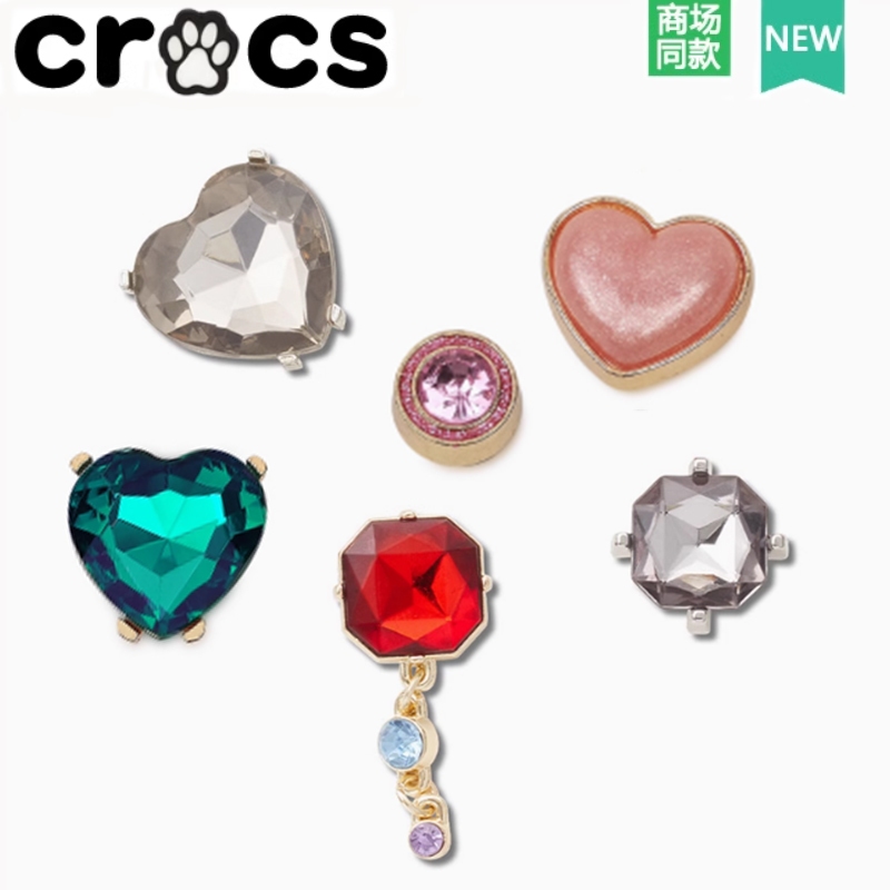 Crocs Hole รองเท้าดอกไม้ Carlo Chi อุปกรณ์เสริมรองเท้าหัวเข็มขัดสไตล์ใหม่ High-End Texture อัญมณีคริสตัล Series Zhibixing ตุลาคม