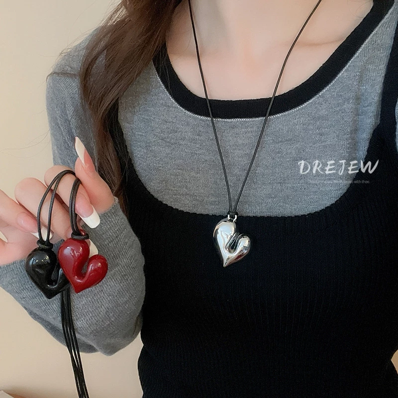 DREJEW เดรช อะคริลิคไม่สม่ําเสมอหัวใจรักปรับจี้ ซอก แฟชั่นโซ่เสื้อกันหนาว