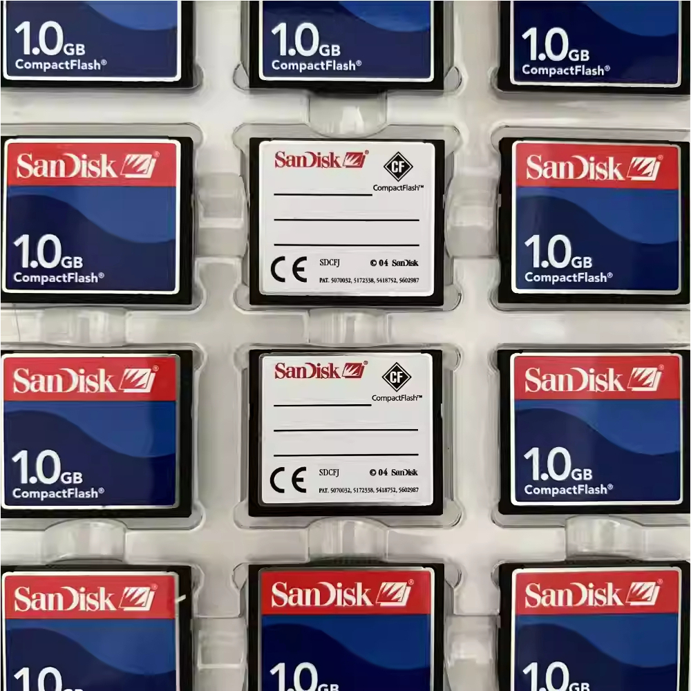 Cf 1GB อุปกรณ์อุตสาหกรรมการ์ดหน่วยความจําเครื่อง CNC อุปกรณ์เครื่องมือ CF Card