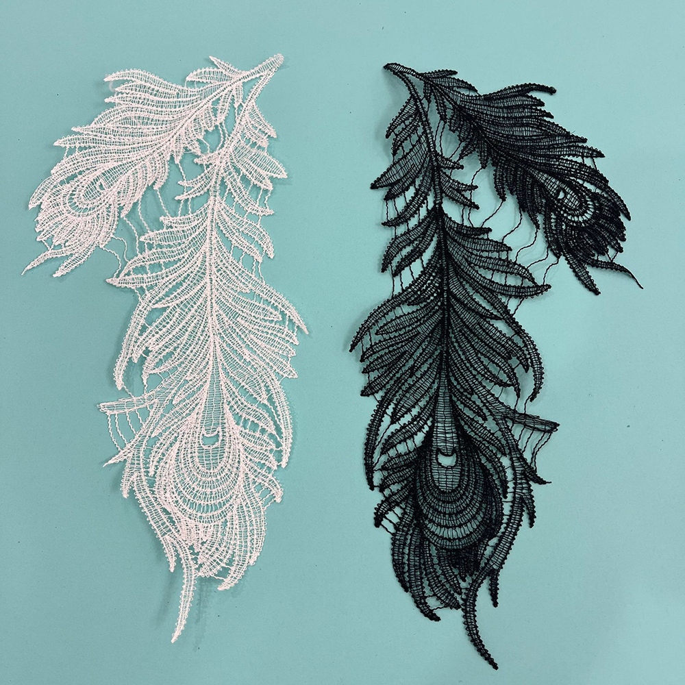 1 คู่เย็บปักถักร้อยสีขาวสีดํา Feather Patch สําหรับงานแต่งงาน Headwear DIY Craft อุปกรณ์เสริม