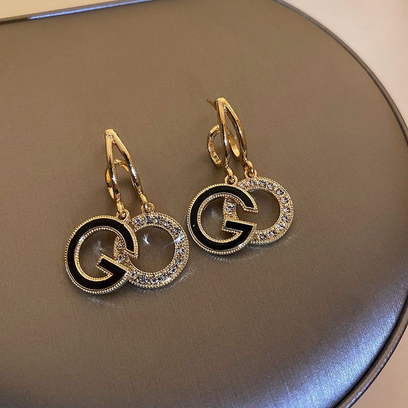 คู่ซ้อนทับตัวอักษรต่างหูเพชรอารมณ์หญิง 2024 สไตล์ใหม่ ซอก ออกแบบ ออกเดท ต่างหู - รูปที่ 3