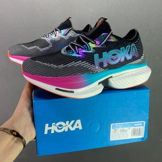 HOKA ONE ONE Cielo X1 รองเท้ากีฬาสําหรับผู้ชายและผู้หญิง HOKA Cielo X1 รองเท้าวิ่ง 1147910-BCQ