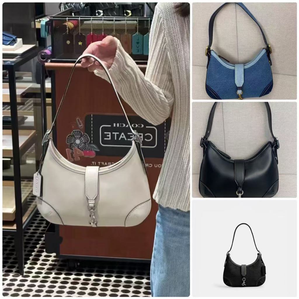 ของแท้ 100% COACH กระเป๋าหญิงสไตล์ใหม่ HAMPTONS Half Moon Bag กระเป๋าสะพาย Underarm Bag CW642