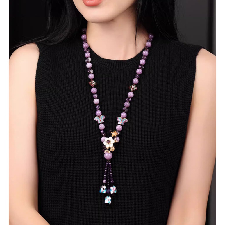 Original Design คลาสสิก High-End สไตล์ชาติพันธุ์ยาว Cloisonne จี้คริสตัลสีม่วงเสื้อกันหนาว Boutique Cheongsam เซรามิค All-Match สร้อยคอลูกปัดจี้ฤดูใบไม้ร่วงฤดูหนาวคริสต์มาสของขวัญผู้หญิง