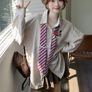 Floerns เสื้อเชิ้ตลายทาง คอวี เรียบๆ น่ารัก เสื้อเชิ้ตแขนยาวผู้หญิงสไตล์เกาหลีทรงหลวมด้านบน