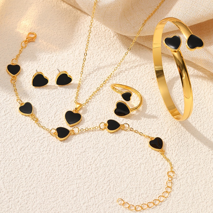 5 ชิ้น/เซ็ตแฟชั่นสีดําหัวใจกําไลข้อมือสร้อยคอแหวนต่างหู 18k Gold Plated Red Love สร้อยข้อมือชุดเครื่องประดับสําหรับผู้หญิงเกาหลีสีเขียวสีชมพูสีขาว