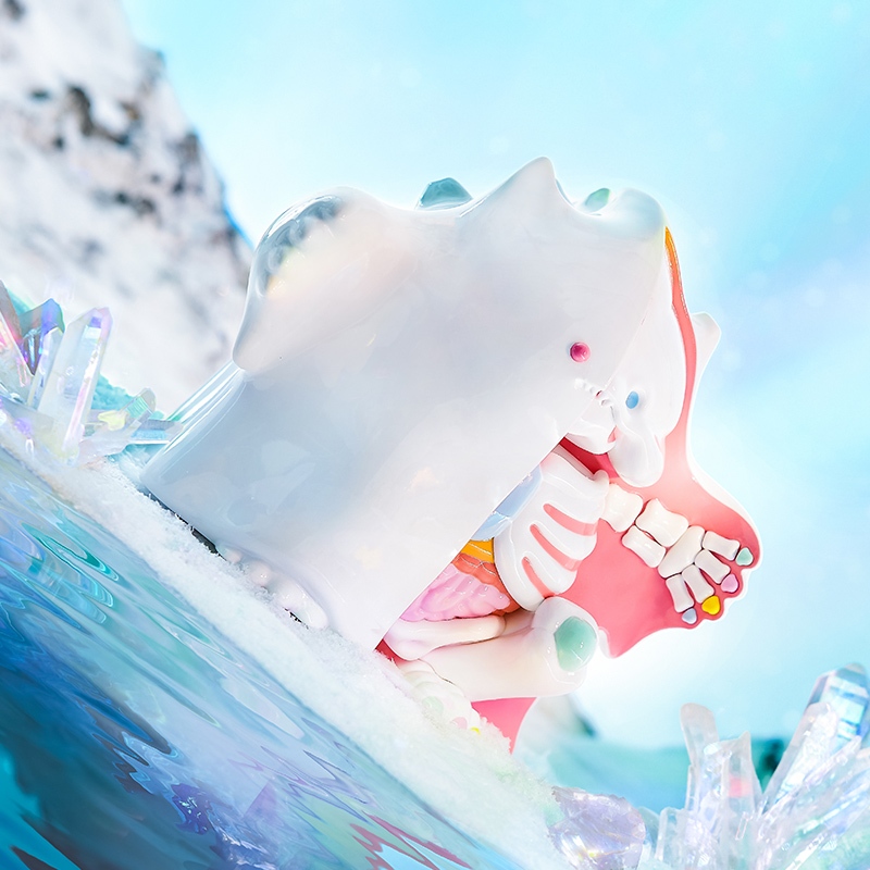 Pop MART MEGA SPACE MOLLY 400% YUKI
