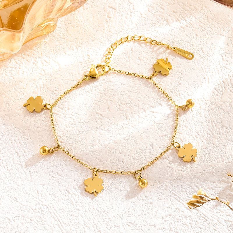Ht Lucky Clover สร้อยข้อมือเหล็กไทเทเนียมหญิง ins Influencer สร้อยข้อมือแฟชั่นสแตนเลสเครื่องประดับ